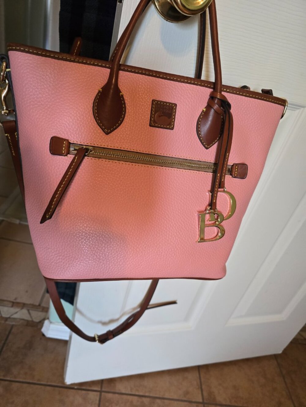 Dooney & Bourke Pebble Grain Handle Tote - Picture 15 of 16